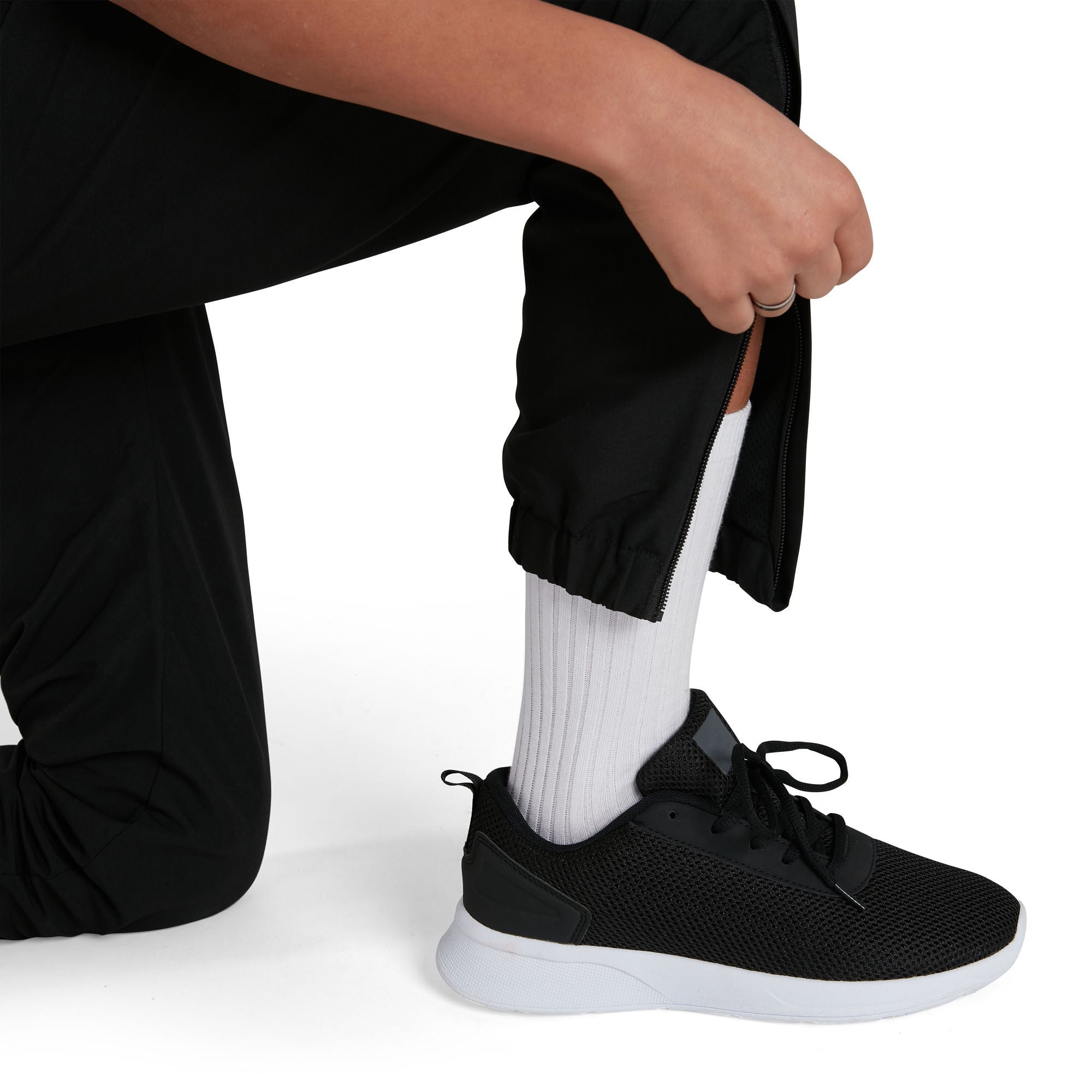 CLUB TRACK PANT JM Trainingshose | Schwarz